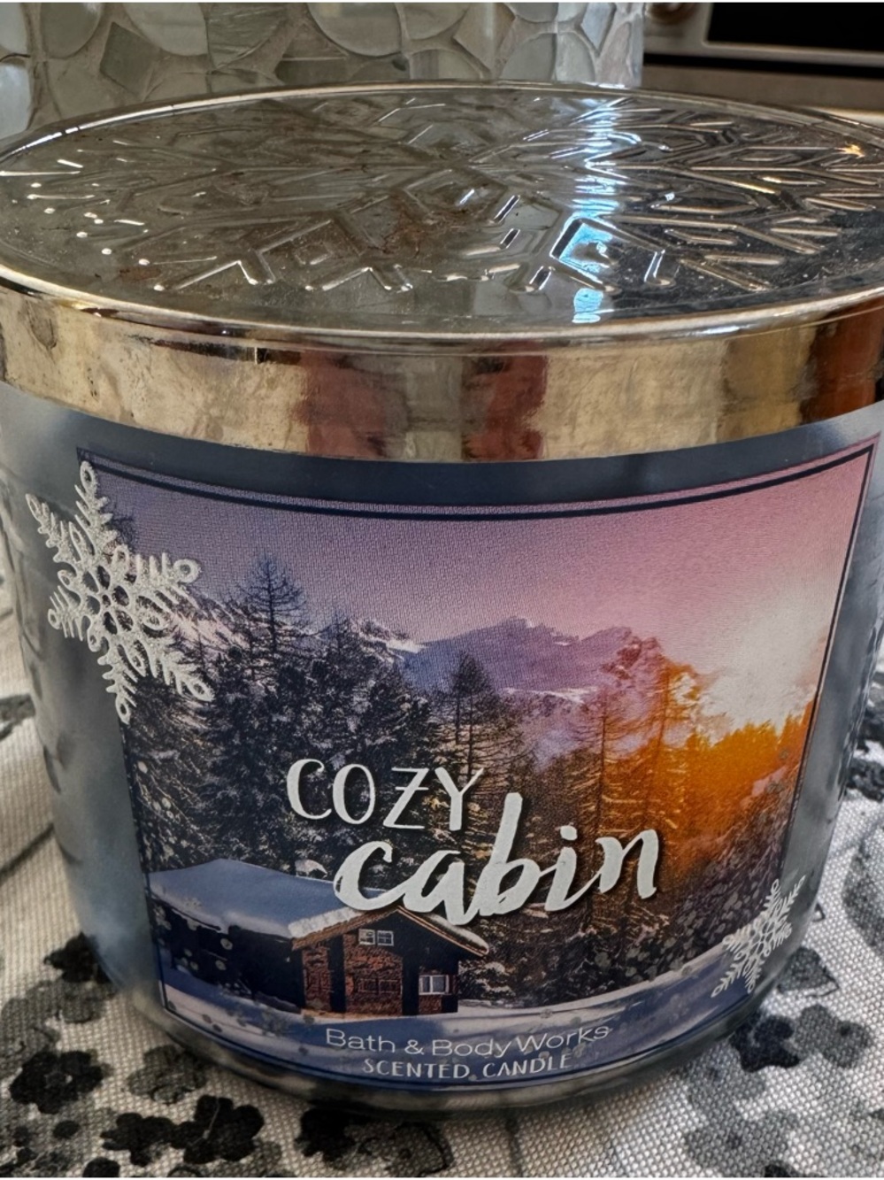 Bath & Body Works Cozy Cabin Scented Candle - Blue and Silver Lid